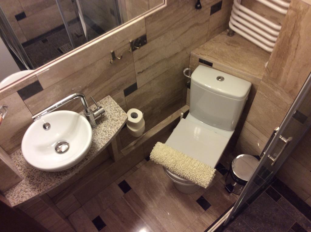 Mika Rooms Raclawicka 144 & Wislicka 3 Studio - Adults Only Warsaw Exterior photo